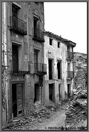 Belchite 06