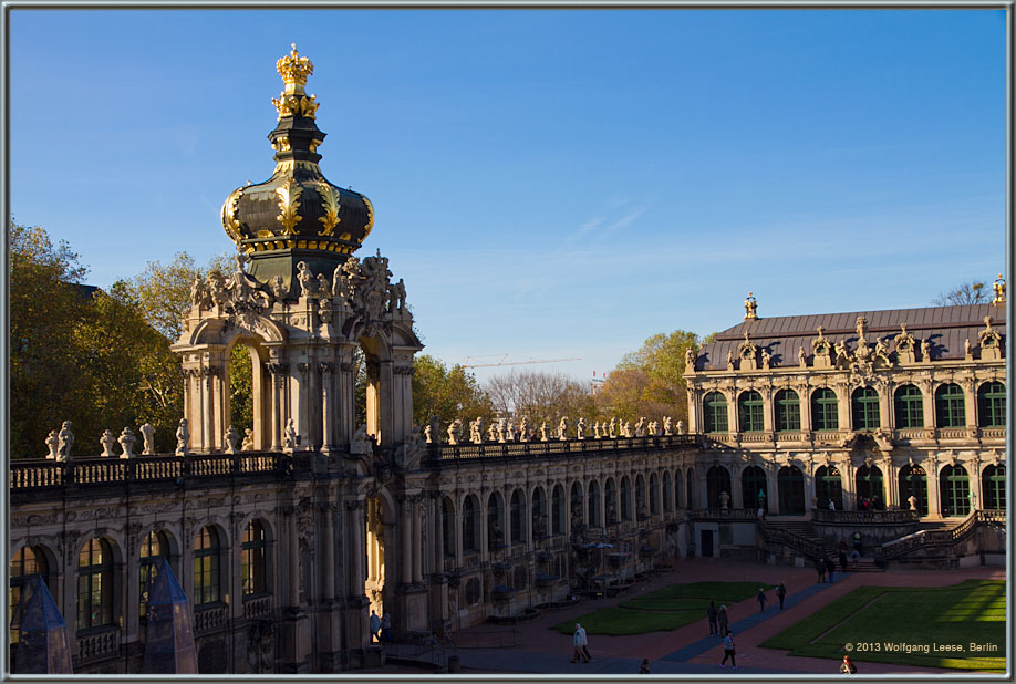 Dresdner Zwinger, Kronentor